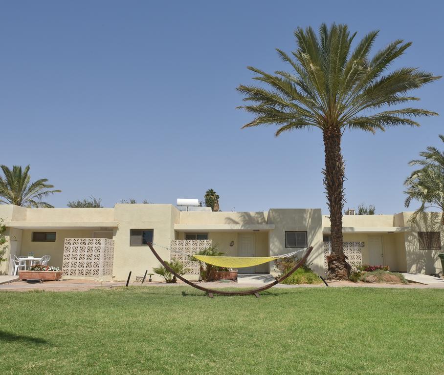 Eilot Kibbutz Country Lodging Eilat Esterno foto