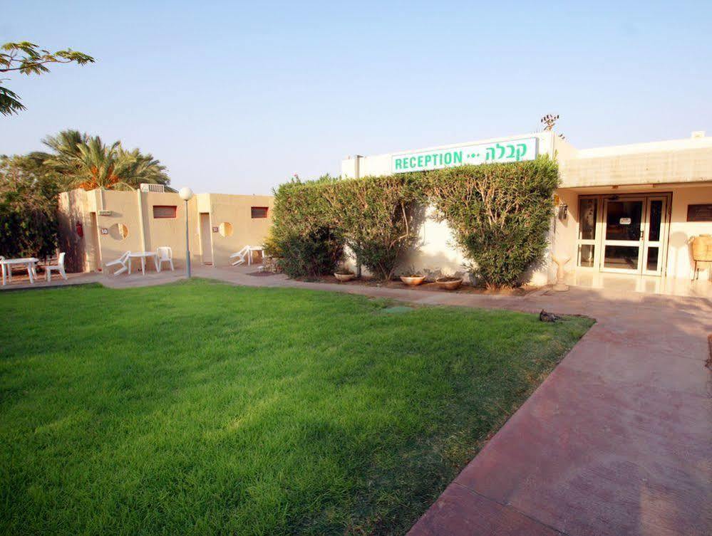 Eilot Kibbutz Country Lodging Eilat Esterno foto